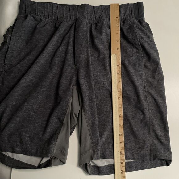 Lululemon Large T.H.E. Short 9” Heather Texture Printed Greyt Deep Coal Yellow - Picture 8 of 10